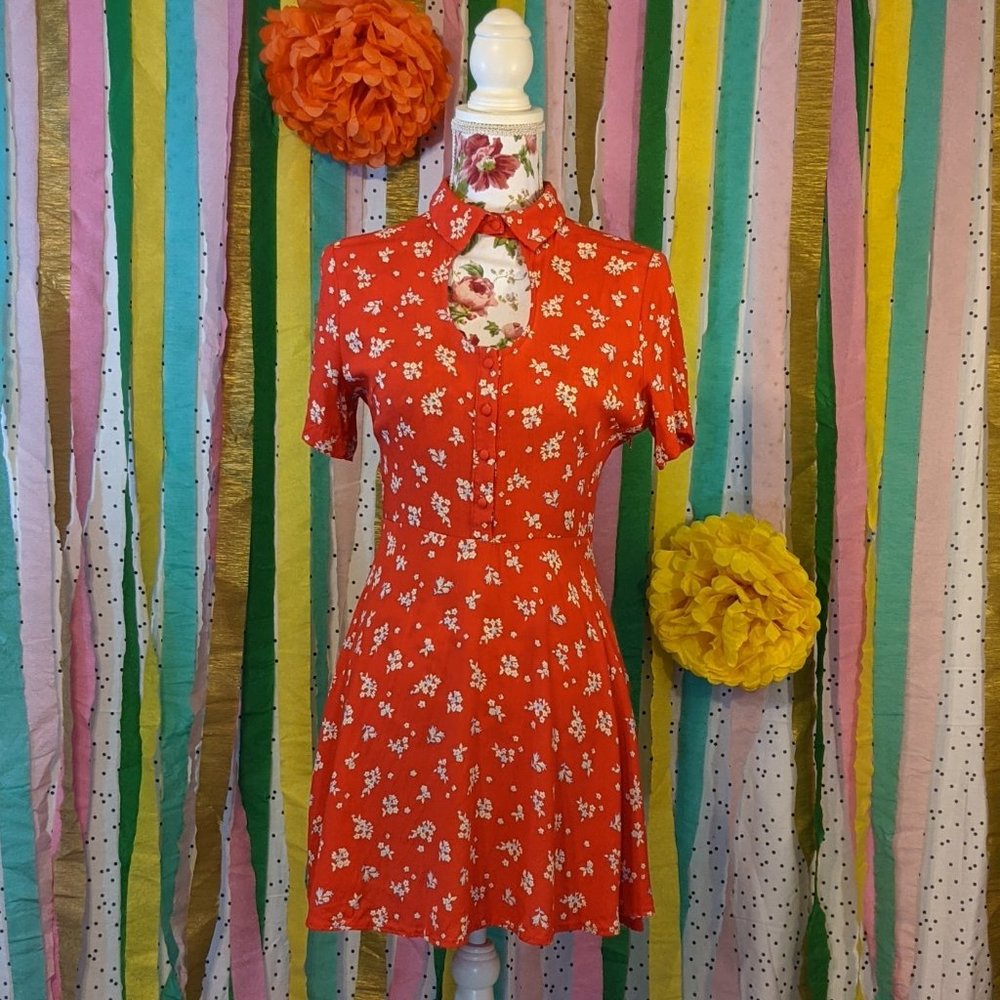 Forever 21 Red Floral Dress - Size M